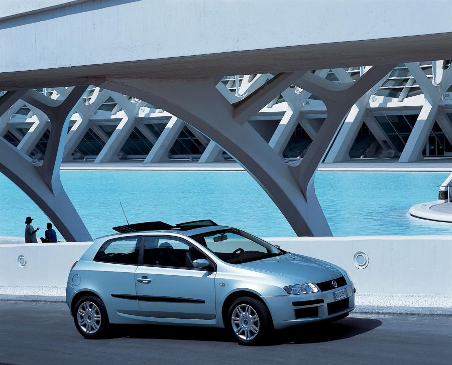  Fiat Stilo 2002 года  (фото 104 из 177)